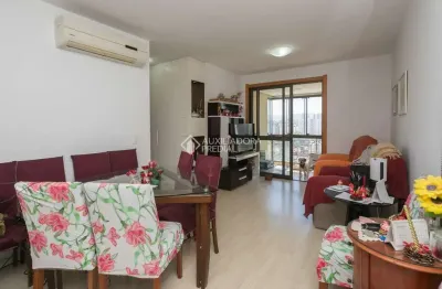 Apartamento com 3 quartos à venda na avenida grécia, 1050, passo da areia, porto alegre, 83 m2 por r$ 730.000