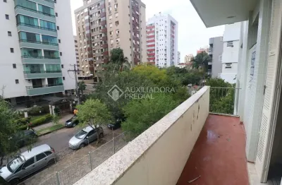 Apartamento com 3 quartos à venda na Rua Visconde do Herval, 469, Menino Deus, Porto Alegre, 102 m2 por R$ 450.000