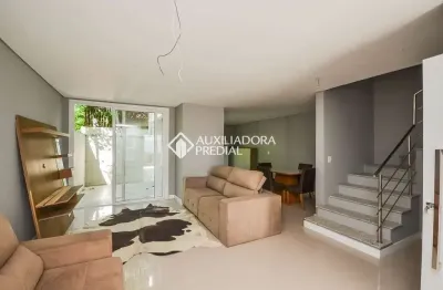 Casa em condomínio fechado com 3 quartos à venda na avenida coronel marcos, 1460, pedra redonda, porto alegre, 171 m2 por r$ 850.000