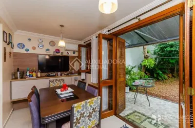 Casa com 3 quartos à venda na rua doutor ernesto ludwig, 470, chácara das pedras, porto alegre, 225 m2 por r$ 1.200.000
