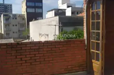 Apartamento com 3 quartos à venda na rua visconde do herval, 1216, menino deus, porto alegre, 133 m2 por r$ 425.000