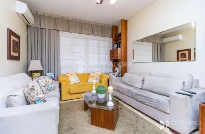 Apartamento com 3 quartos à venda na rua duque de caxias, 910, centro histórico, porto alegre, 124 m2 por r$ 640.000