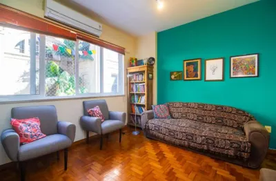 Apartamento com 3 quartos à venda na rua duque de caxias, 1191, centro histórico, porto alegre, 75 m2 por r$ 530.000
