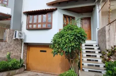 Casa com 3 quartos à venda na rua professor isidoro la porta, 106, jardim itu sabará, porto alegre, 308 m2 por r$ 1.250.000