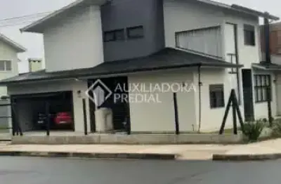 Casa em condomínio fechado com 4 quartos à venda na rua libório kummer, 200, mário quintana, porto alegre, 175 m2 por r$ 830.000