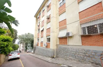 Apartamento com 3 quartos à venda na rua professor álvaro alvim, 450, rio branco, porto alegre, 60 m2 por r$ 250.000
