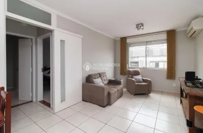 Apartamento com 2 quartos à venda na Avenida Coronel Gastão Haslocher Mazeron, 65, Medianeira, Porto Alegre, 80 m2 por R$ 295.000