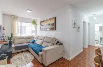 Apartamento com 2 quartos à venda na rua marcílio dias, 1500, menino deus, porto alegre, 63 m2 por r$ 265.000