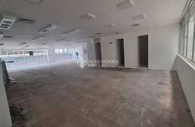 Sala comercial à venda na rua general câmara, 236, centro histórico, porto alegre, 229 m2 por r$ 720.000