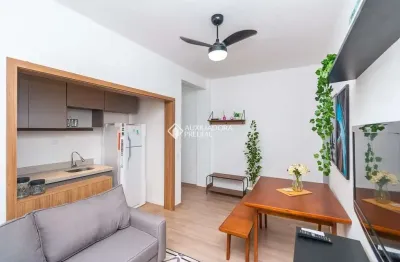 Apartamento com 2 quartos à venda na rua dos andradas, 766, centro histórico, porto alegre, 46 m2 por r$ 300.000