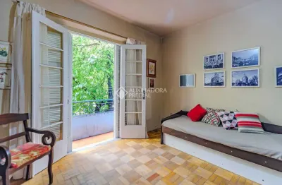 Apartamento com 3 quartos à venda na rua leão xiii, 38, cidade baixa, porto alegre, 102 m2 por r$ 330.000