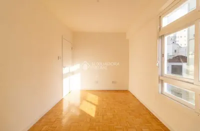 Apartamento com 3 quartos à venda na rua duque de caxias, 741, centro histórico, porto alegre, 106 m2 por r$ 530.000