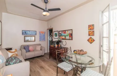 Apartamento com 2 quartos à venda na avenida praia de belas, 454, praia de belas, porto alegre, 64 m2 por r$ 380.000