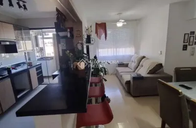 Apartamento com 3 quartos à venda na rua doutor pereira neto, 620, tristeza, porto alegre, 80 m2 por r$ 395.000