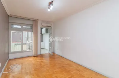 Apartamento com 2 quartos à venda na rua josé de alencar, 922, menino deus, porto alegre, 76 m2 por r$ 320.000