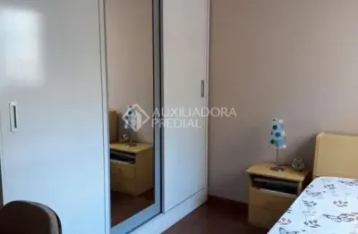 Apartamento com 2 quartos à venda na rua orfanotrófio, 930, santa tereza, porto alegre, 48 m2 por r$ 180.000