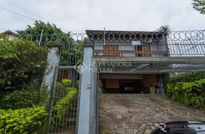 Casa em condomínio fechado com 4 quartos à venda na rua gilberto laste, 37, santa tereza, porto alegre, 390 m2 por r$ 1.480.000
