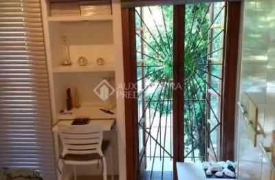 Apartamento com 1 quarto à venda na rua general lima e silva, 965, centro histórico, porto alegre, 38 m2 por r$ 266.000