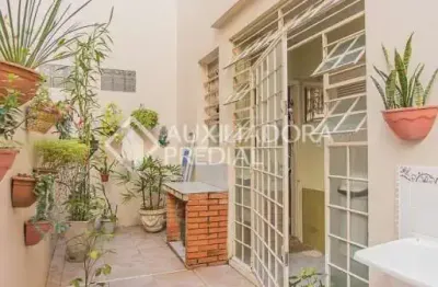 Apartamento com 3 quartos à venda na rua marcílio dias, 659, menino deus, porto alegre, 85 m2 por r$ 680.000