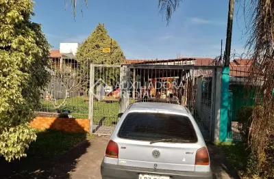 Casa em condomínio fechado com 2 quartos à venda na rua raymundo luiz marinho filho, 276, rubem berta, porto alegre, 300 m2 por r$ 370.000