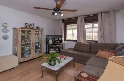 Apartamento com 3 quartos à venda na avenida do forte, 942, vila ipiranga, porto alegre, 86 m2 por r$ 300.000