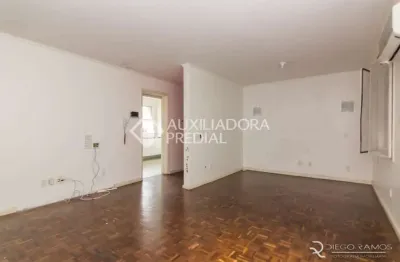 Apartamento com 3 quartos à venda na rua castro alves, 1045, independência, porto alegre, 114 m2 por r$ 541.000