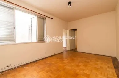 Apartamento com 2 quartos à venda na rua espírito santo, 219, centro histórico, porto alegre, 79 m2 por r$ 270.000