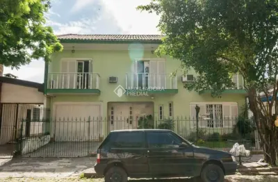 Casa em condomínio fechado com 3 quartos à venda na rua investigador pedro loeci martins, 40, nonoai, porto alegre, 271 m2 por r$ 690.000