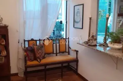 Apartamento com 2 quartos à venda na rua tiradentes, 318, independência, porto alegre, 65 m2 por r$ 290.000