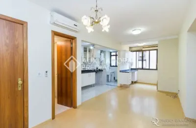 Apartamento com 2 quartos à venda na rua itapitocaí, 30, cristal, porto alegre, 58 m2 por r$ 390.000