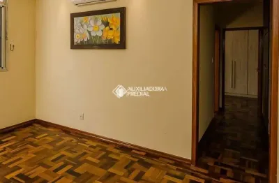 Apartamento com 2 quartos à venda na rua portuguesa, 465, partenon, porto alegre, 62 m2 por r$ 300.000