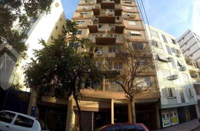 Apartamento com 2 quartos à venda na rua demétrio ribeiro, 815, centro histórico, porto alegre, 74 m2 por r$ 358.000