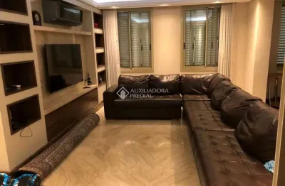 Apartamento com 3 quartos à venda na rua professor annes dias, 56, centro histórico, porto alegre, 136 m2 por r$ 800.000