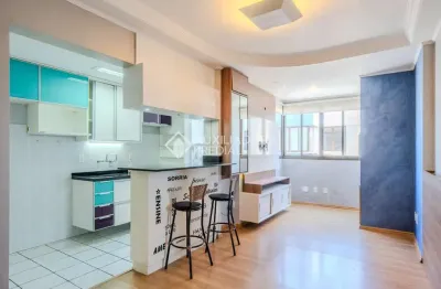 Apartamento com 2 quartos à venda na rua lopo gonçalves, 455, cidade baixa, porto alegre, 61 m2 por r$ 530.000