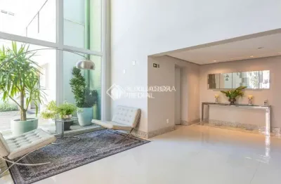 Apartamento com 2 quartos à venda na rua doutor veridiano farias, 46, petrópolis, porto alegre, 75 m2 por r$ 910.000