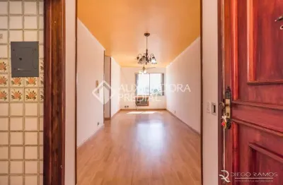 Apartamento com 2 quartos à venda na rua ponche verde, 65, medianeira, porto alegre, 71 m2 por r$ 280.000