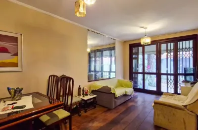 Apartamento com 3 quartos à venda na rua coronel corte real, 940, petrópolis, porto alegre, 145 m2 por r$ 500.000