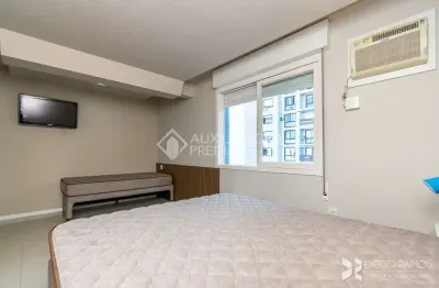 Apartamento com 1 quarto à venda na rua marechal floriano peixoto, 631, centro histórico, porto alegre, 29 m2 por r$ 241.560