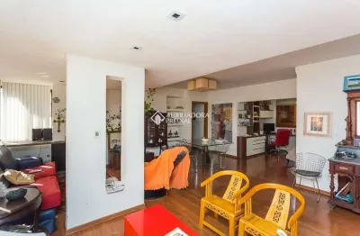 Apartamento com 2 quartos à venda na rua coronel aurélio bitencourt, 150, rio branco, porto alegre, 143 m2 por r$ 1.000.000