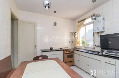 Apartamento com 3 quartos à venda na rua mariante, 456, rio branco, porto alegre, 95 m2 por r$ 319.000