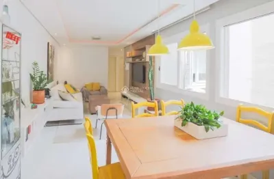 Apartamento com 3 quartos à venda na rua ferreira viana, 666, petrópolis, porto alegre, 105 m2 por r$ 669.900