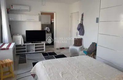 Apartamento com 1 quarto à venda na rua vicente da fontoura, 1389, rio branco, porto alegre, 31 m2 por r$ 280.000