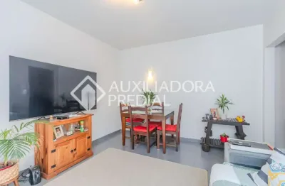 Apartamento com 2 quartos à venda na rua marcelo gama, 348, são joão, porto alegre, 66 m2 por r$ 296.000
