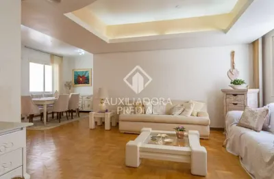 Apartamento com 3 quartos à venda na rua ramiro barcelos, 1906, independência, porto alegre, 180 m2 por r$ 785.000