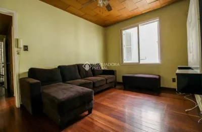 Apartamento com 2 quartos à venda na rua padre hildebrando, 615, santa maria goretti, porto alegre, 75 m2 por r$ 320.000