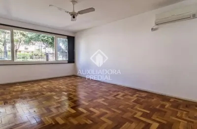 Apartamento com 2 quartos à venda na rua portugal, 392, são joão, porto alegre, 70 m2 por r$ 289.000