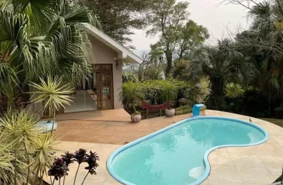 Casa com 5 quartos à venda na rua dos guaranis, 390, espírito santo, porto alegre, 218 m2 por r$ 995.000