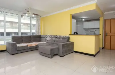 Apartamento com 2 quartos à venda na rua são francisco, 469, santana, porto alegre, 63 m2 por r$ 570.000