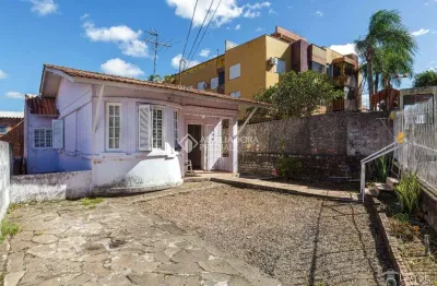 Casa com 3 quartos à venda na rua doutor deoclécio pereira, 86, jardim floresta, porto alegre, 118 m2 por r$ 469.000