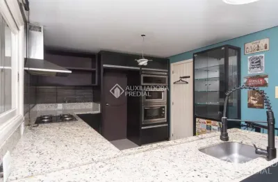 Casa com 3 quartos à venda na rua leopoldo bettiol, 295, jardim itu sabará, porto alegre, 240 m2 por r$ 800.000